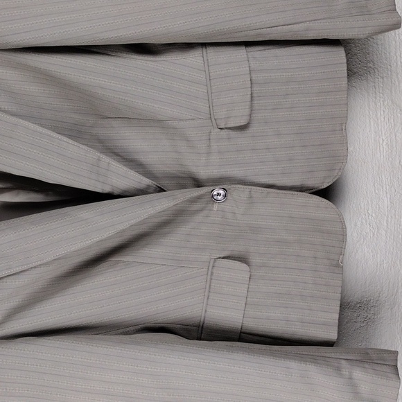 The Limited Taupe Pinstripe One Notched Single Breast Long Sleeve Blazer Jacket - Picture 3 of 16